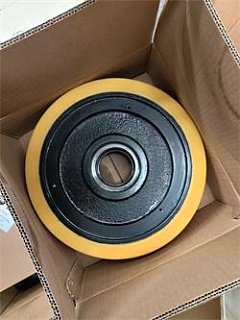 19 Подвилочное колесо 285х110 для ричтрака CQD16 (Fork wheel 285x110) 19 Подвилочное колесо 285х110 для ричтрака CQD16 (Fork wheel 285x110)